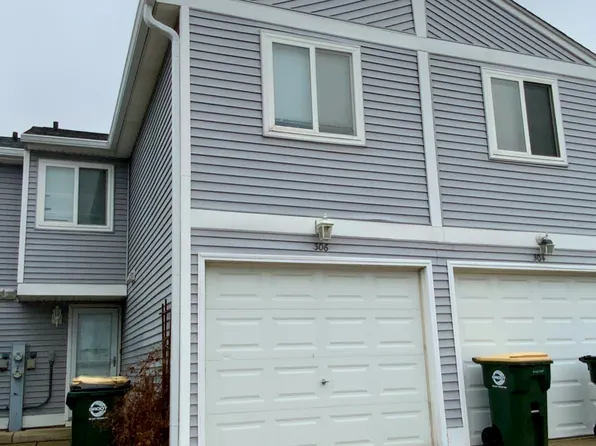 306 Meadow Green Ln, Round Lake Beach, IL 60073