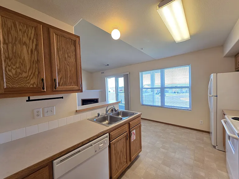 6305 Chapel Hill Blvd #202 — Photo 8