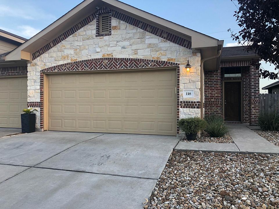 1st image of 118 Hidden Springs Dr #118