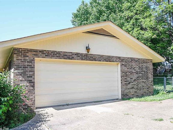 5th image of 3024 Quail Dr