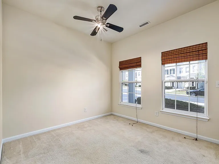 1619 Snowmass Way — Photo 8