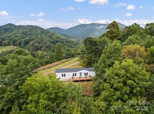 120 Simonds Rdg, Canton, NC 28716