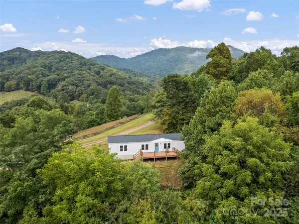 120 Simonds Rdg, Canton, NC 28716