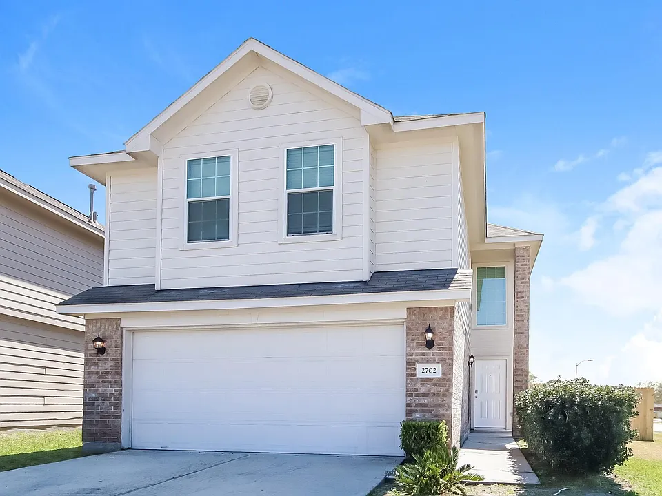 2702 Shearwater Bend Dr