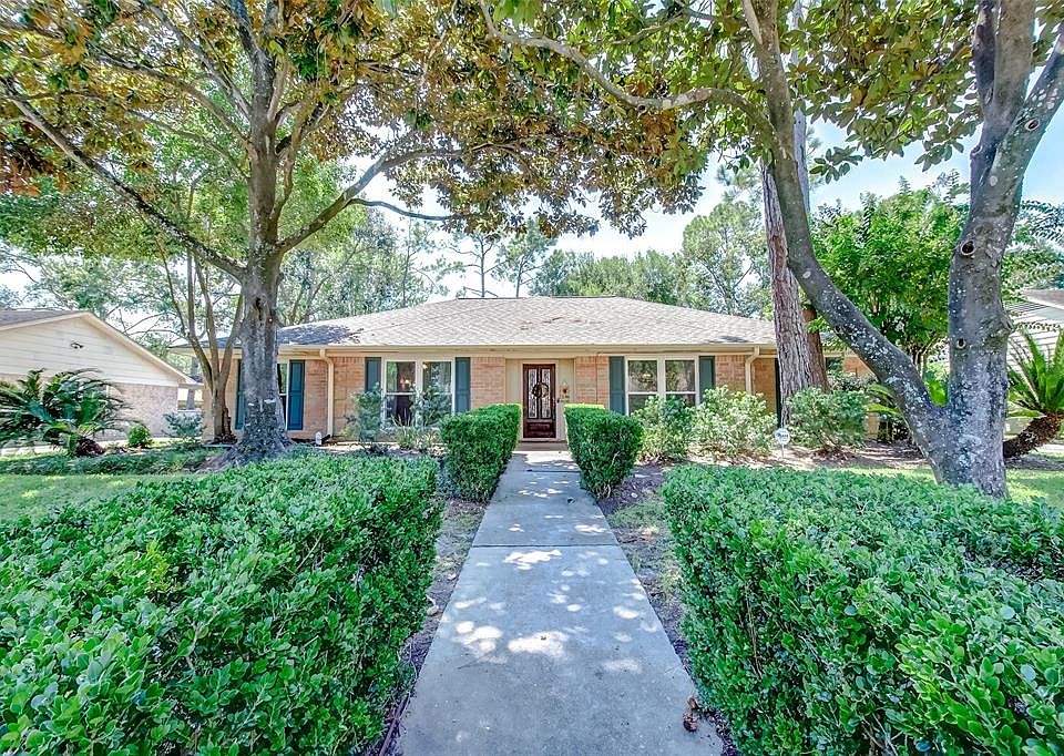 1st image of 3038 Bonney Briar Dr