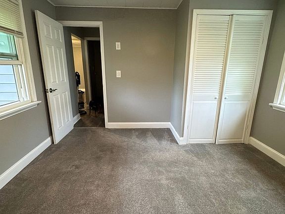 3rd image of 2 Idlebrook Dr #2