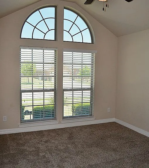 7609 Zircon Dr — Photo 34