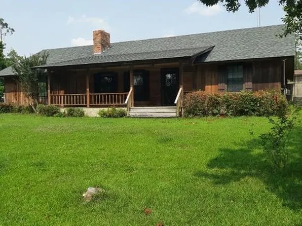 404 Dogwood Ave, Douglas, GA 31533