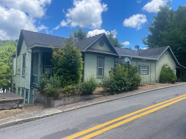 128 Bridge St, Monongah, WV 26554