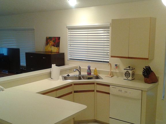 3rd image of 509 NW 39th Ave