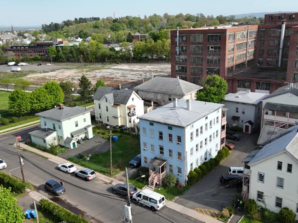 14 Crown St #W2, New Britain, CT 06053