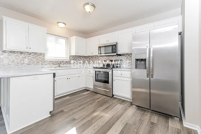 19307 Diamond Ln — Photo 6