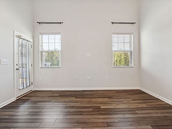 2nd image of 102 Bedivere Ln