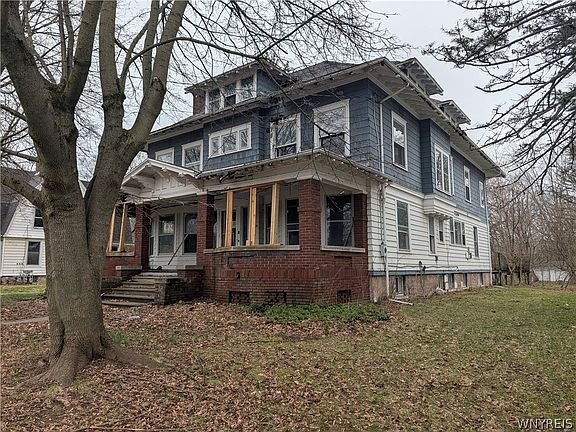 3rd image of 1708 Quaker Rd