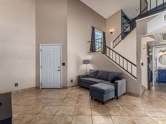 4th image of 19601 N 7th St #Unit 2107