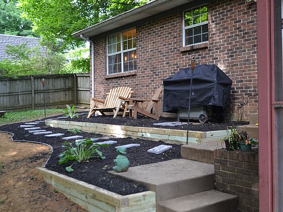 4th image of 5644 Woodlawn Dr