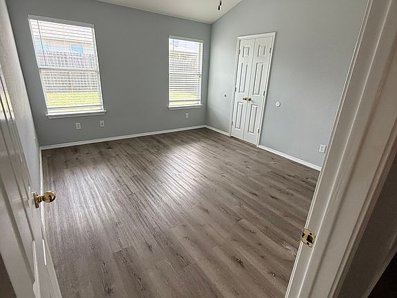 5th image of 5312 Causeway Ct