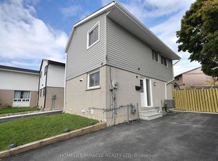 10 Grasspoint Sq, Brampton, ON L6S 2J2