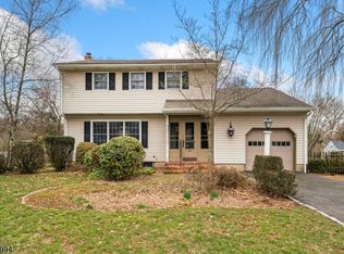 95 Catherine Ln, Bridgewater, NJ