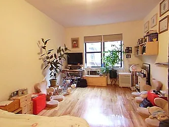 Rented by Level Group