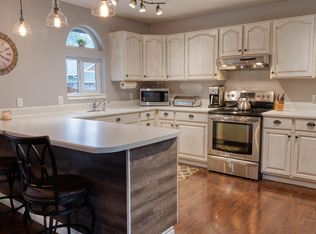 404 S 6th St, Pinehurst, ID 83850