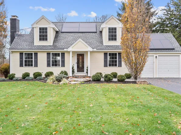506 Ridgeview Road, Orange, CT 06477