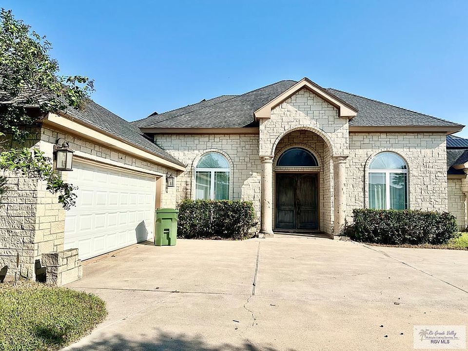 1st image of 139 Canteros Dr