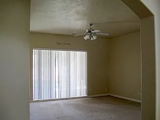 568 E 940 S — Photo 2