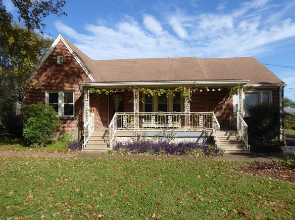302 Roscoe St, Goodlettsville, TN 37072