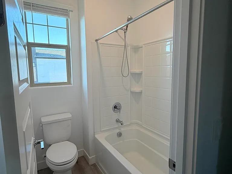 1150 E Armstrong Way — Photo 8