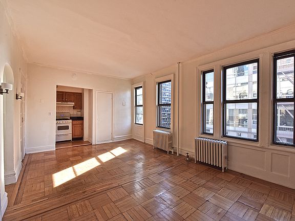 3rd image of 151 E 19th St APT 53