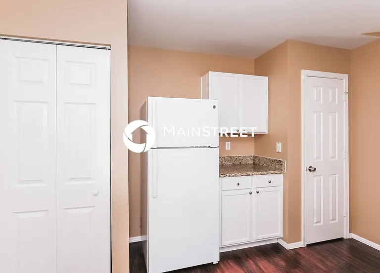 13504 Trickling Water Ct — Photo 7