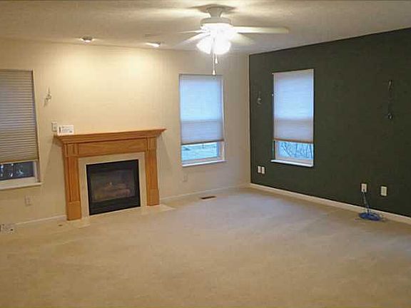 2nd image of 6816 Herron Pl