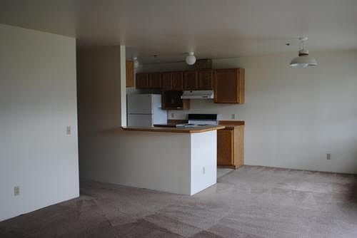 2nd image of 655 4th St NE APT A301