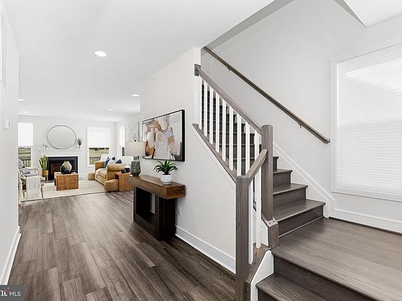 5th image of 21340 Rainier Ln