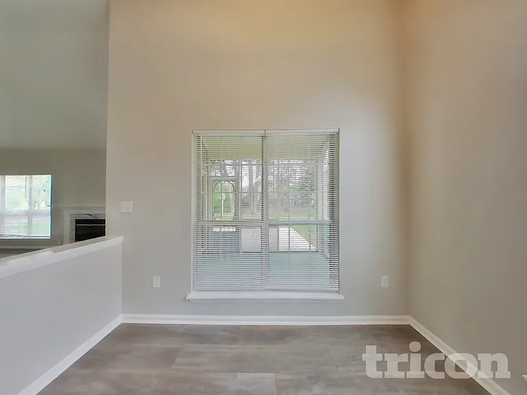 11901 Harris Pointe Dr — Photo 5
