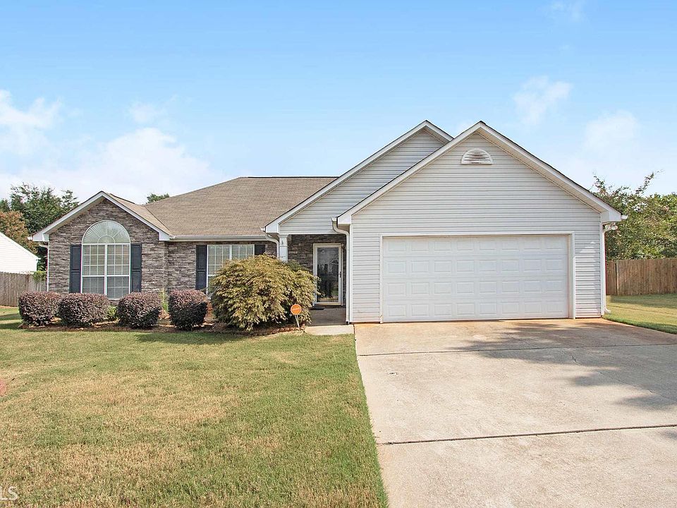 1st image of 5255 Yellow Pine Dr