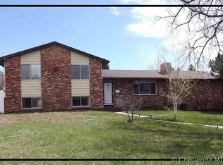 5405 Hilltop Ave, Cheyenne, WY 82009