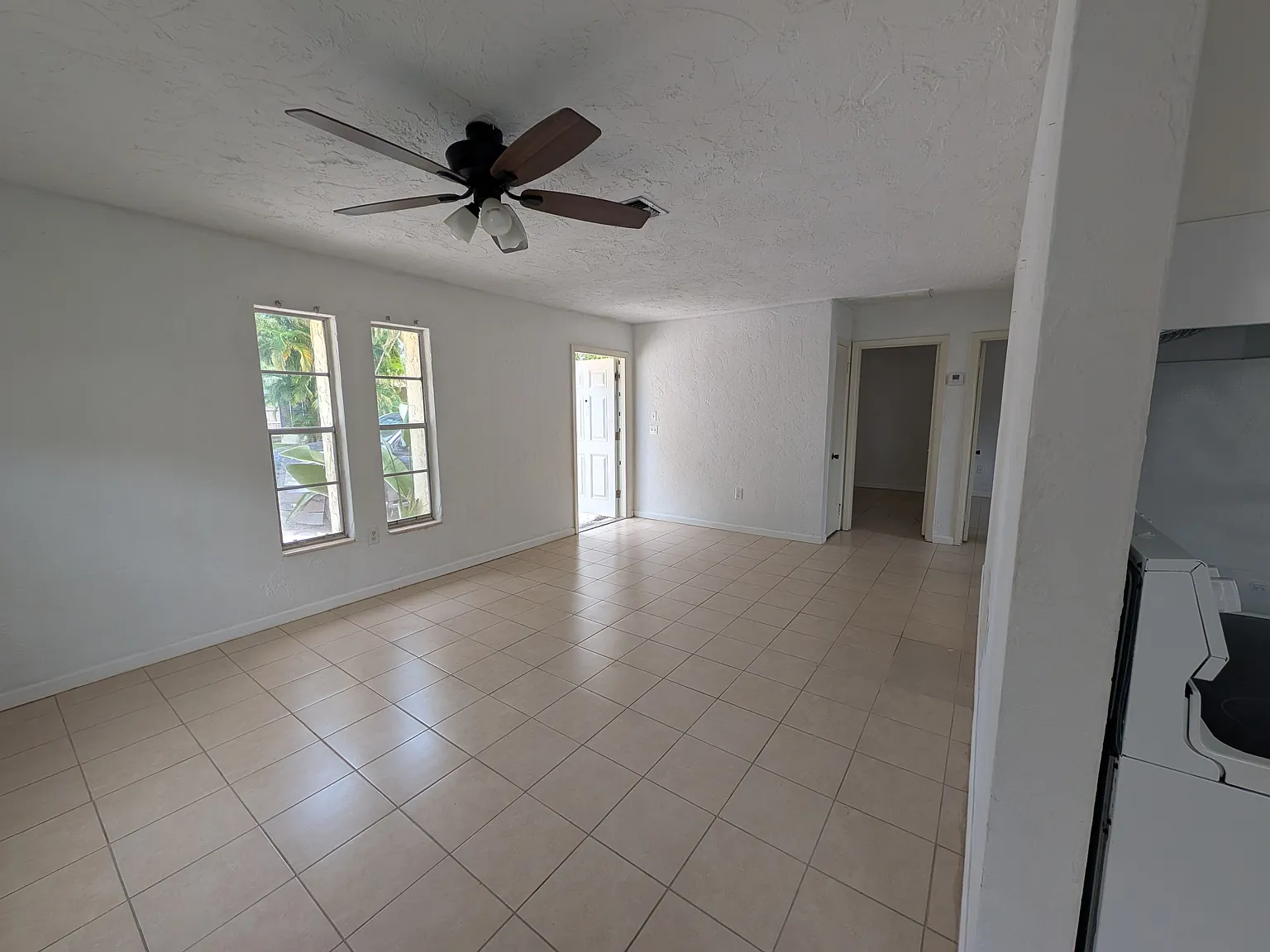 2 bed, $1,650 — Photo 4