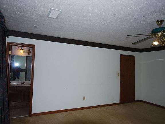 MBR  and view of M Bath