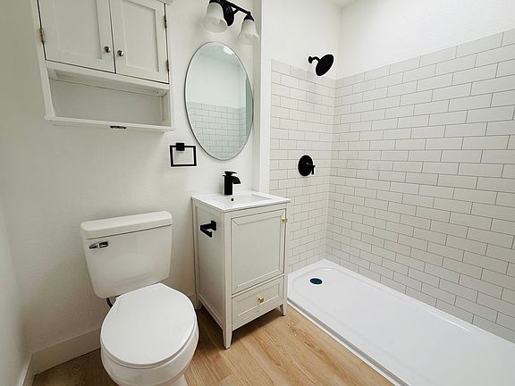 5th image of 1201 Pacific Ave #1207