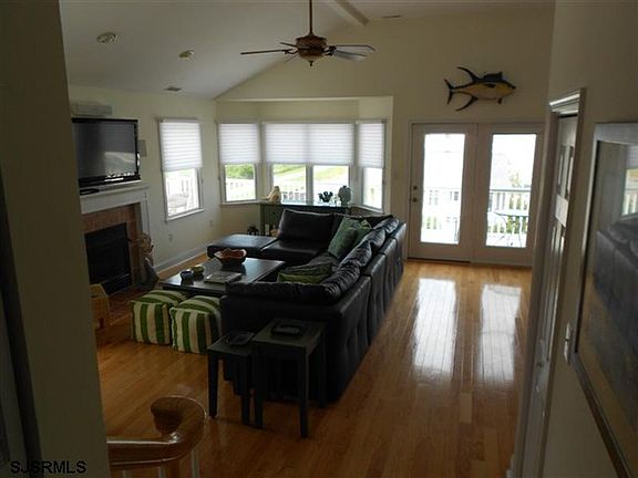 4th image of 202 29th St