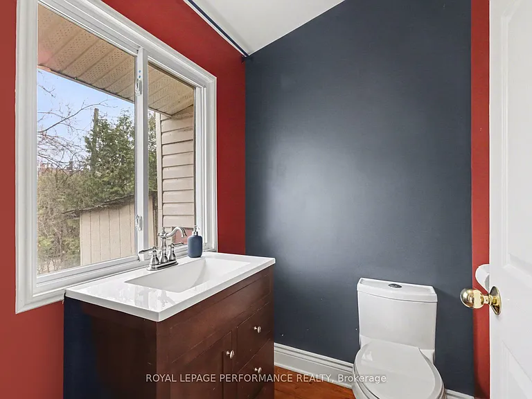 506 Wentworth Ave — Photo 18