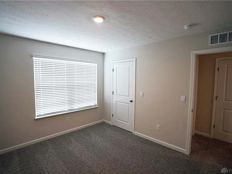 1512 Hawkshead St — Photo 14