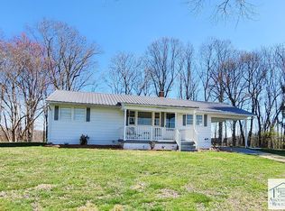 2410 Wayside Rd, Stuart, VA 24171
