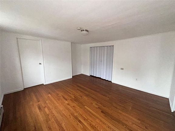 4th image of 6 Florence Ave #3