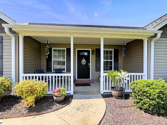 4th image of 109 Countryglen Ct