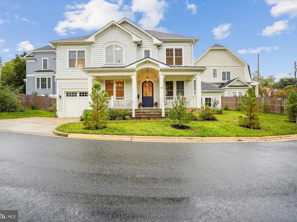 14 Vassar Circle Gln, Glen Echo, MD 20812