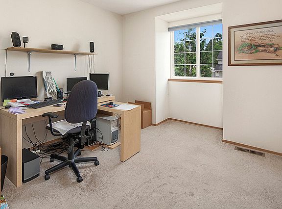 4th image of 6305 55th Pl NE