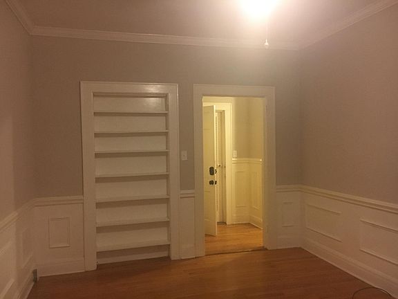5th image of 916 Bromley Rd APT 3